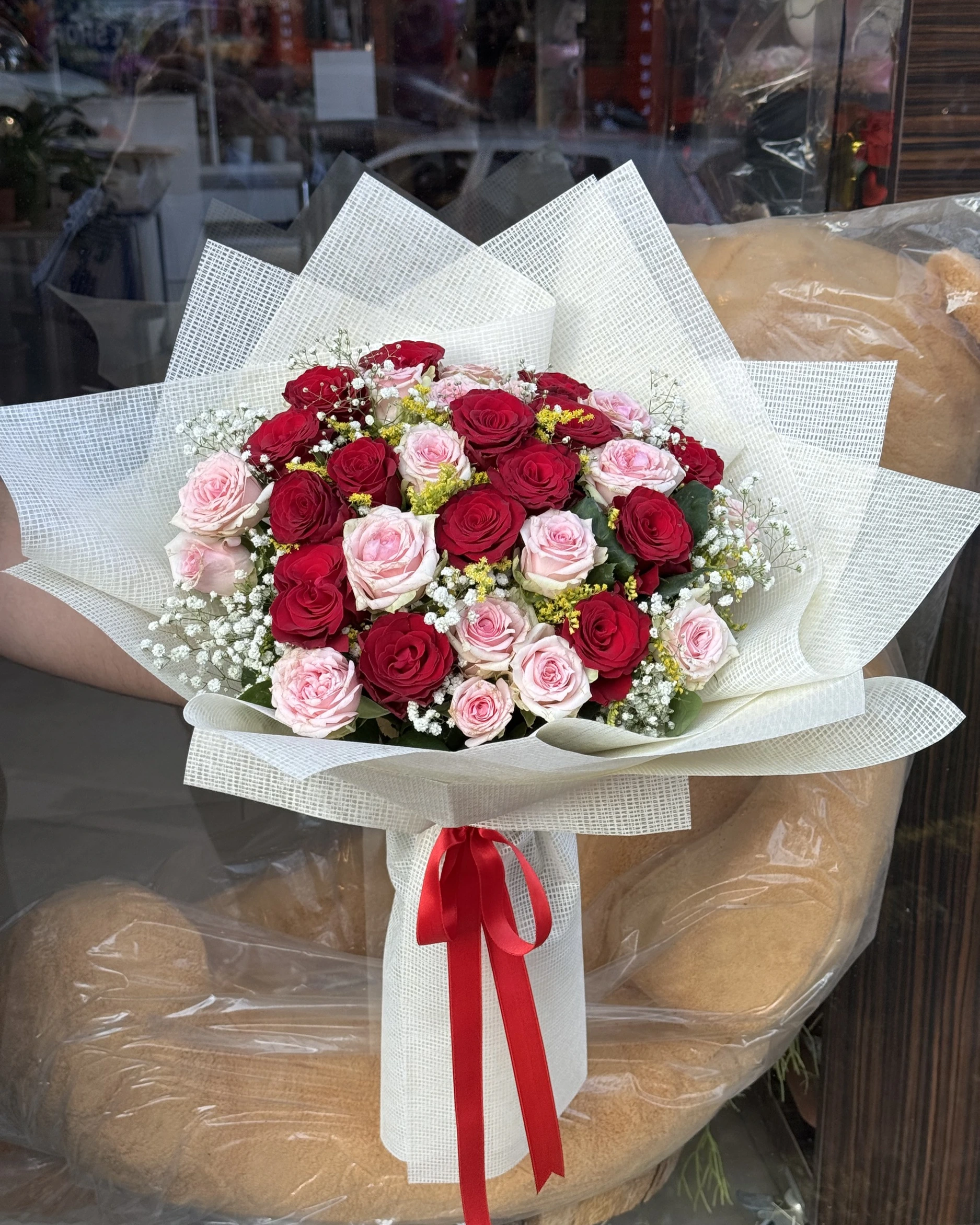 Red & Pink Roses